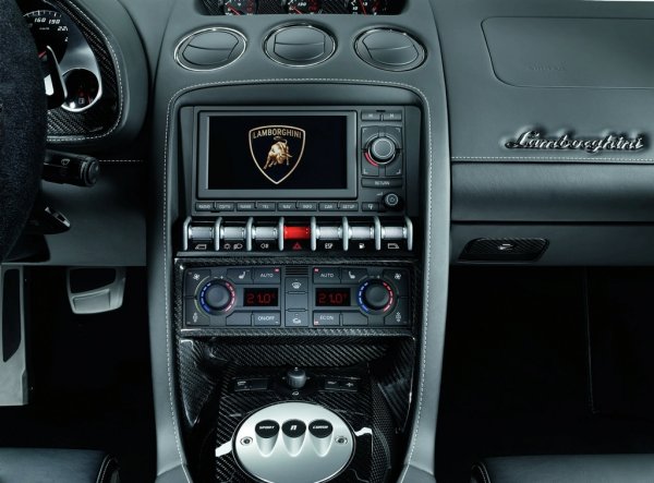 Lamborghini LP560-4.